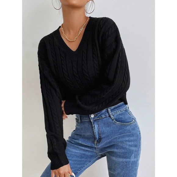 WILA Sweaters - 🌟 preppy V neck Cable Knit Sweater